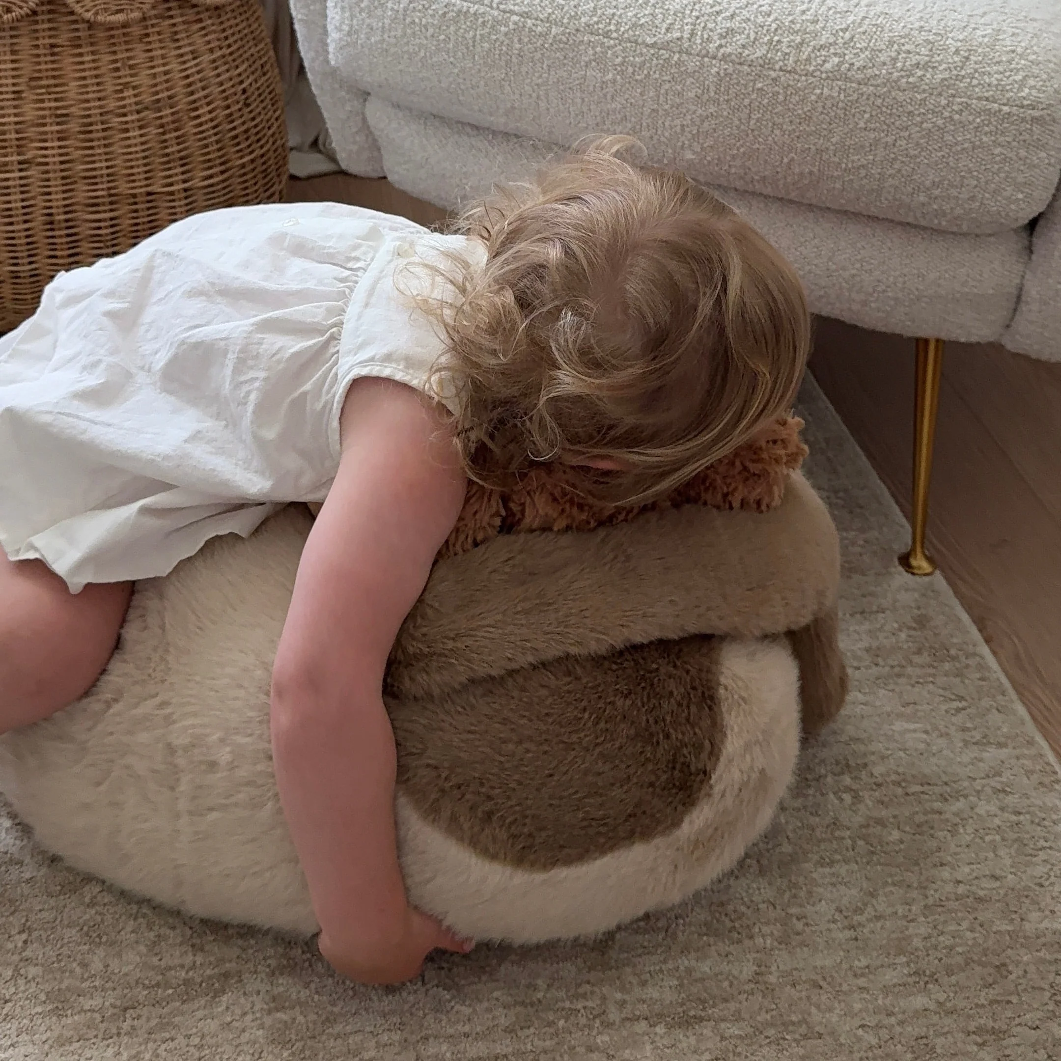 BUNNY POUF - Image 5
