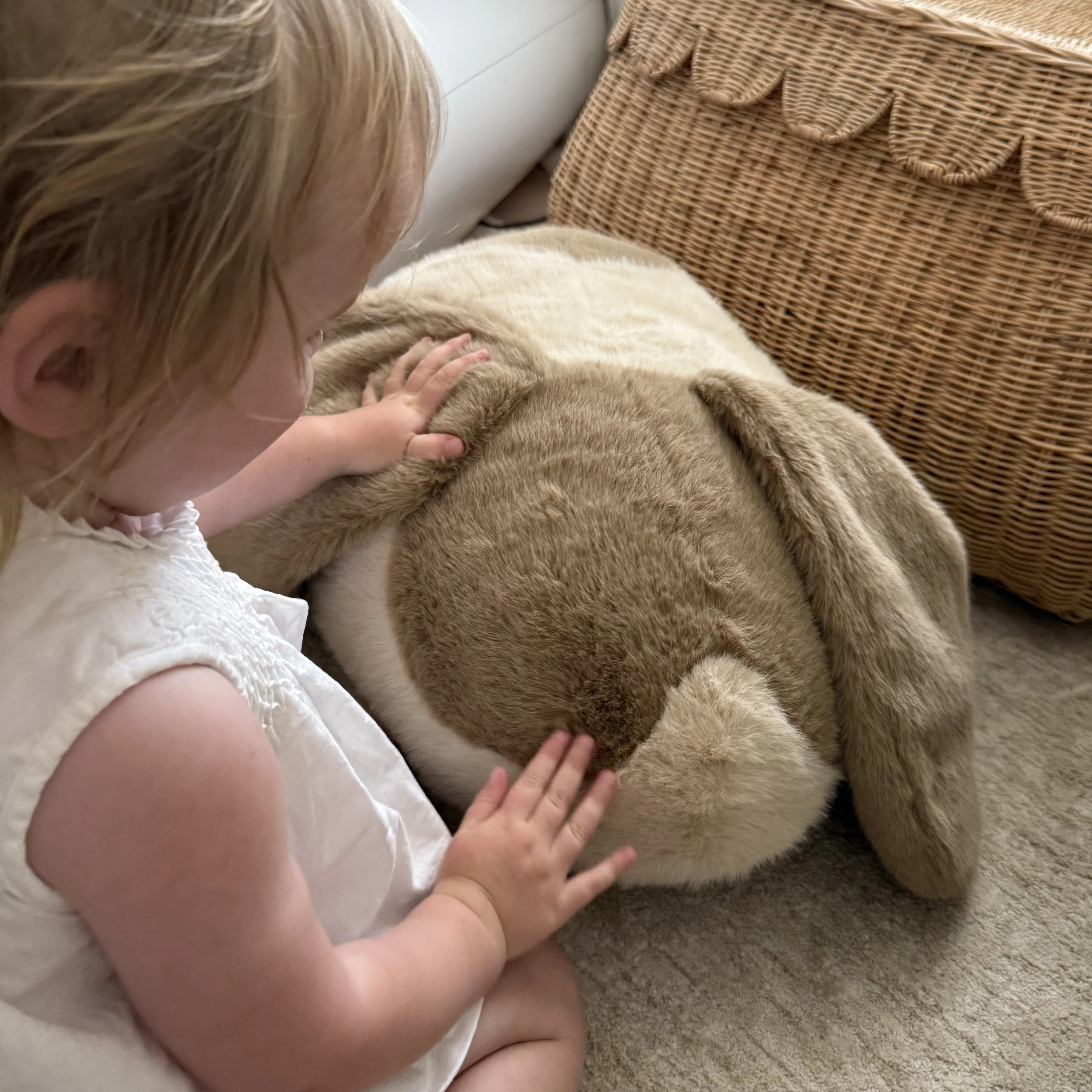 BUNNY POUF - Image 6