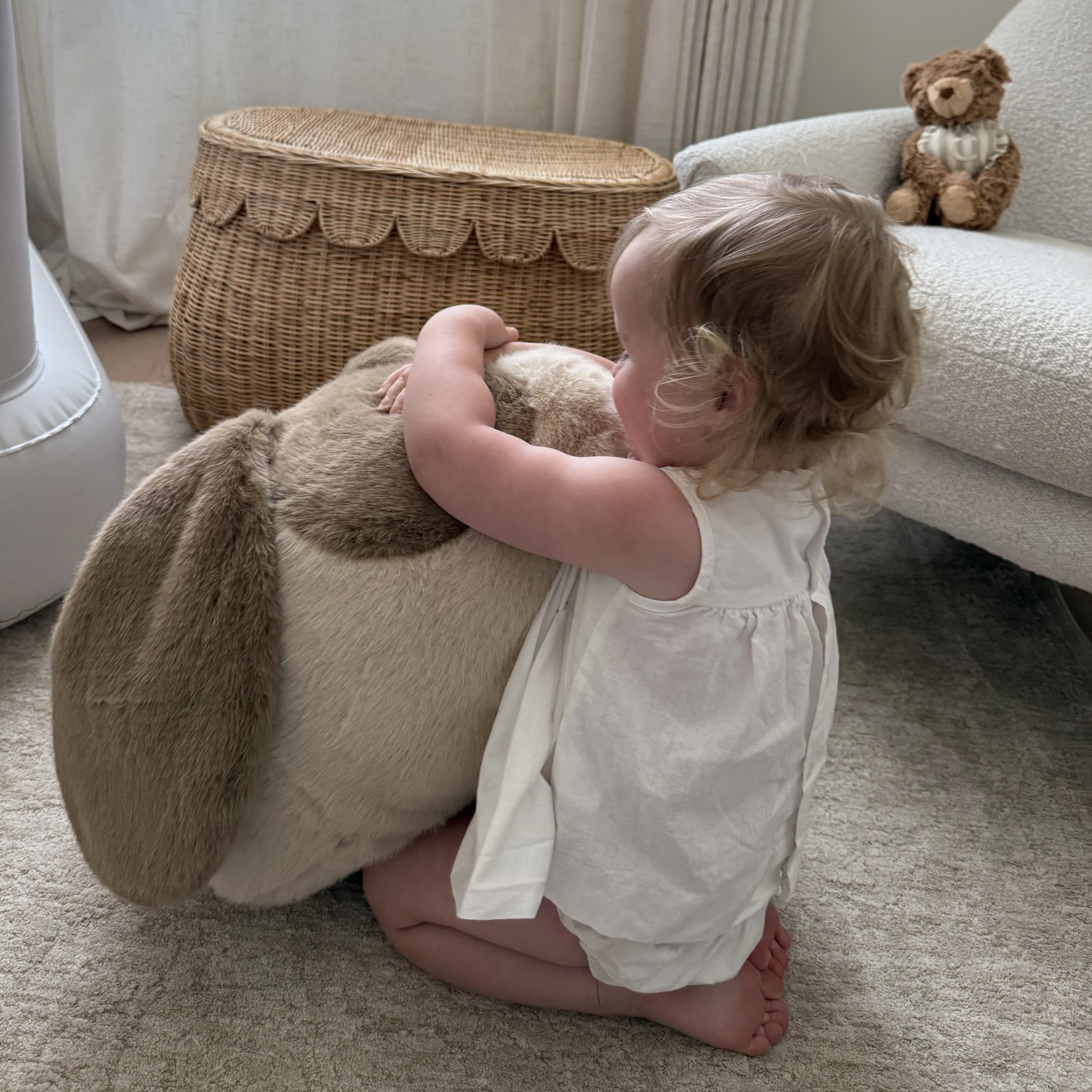 BUNNY POUF - Image 8