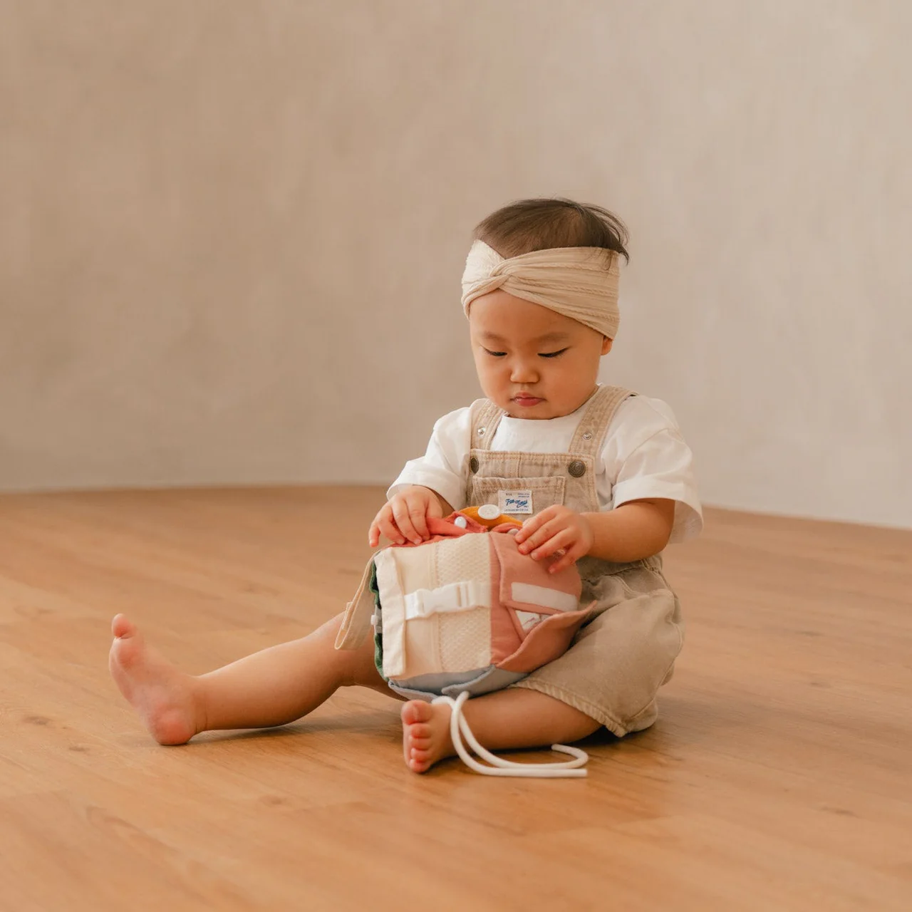 BUSY CUBE - Image 18