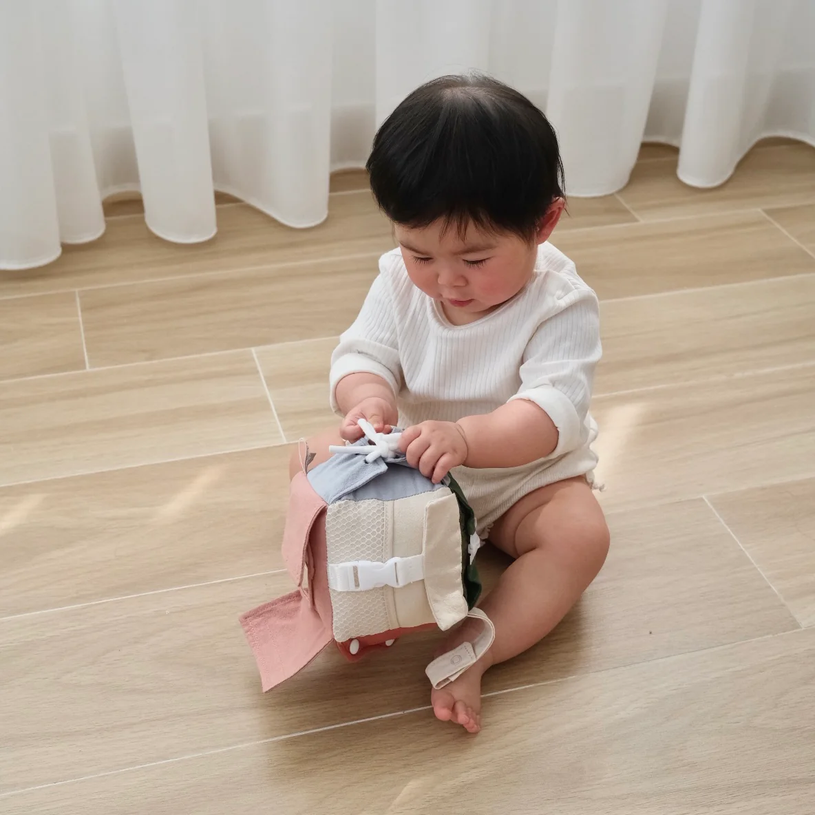 BUSY CUBE - Image 8