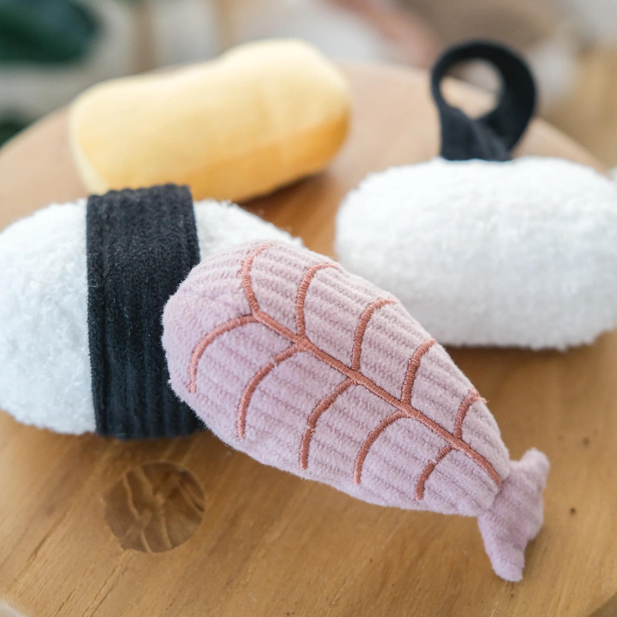 BUSY SUSHI - Image 8