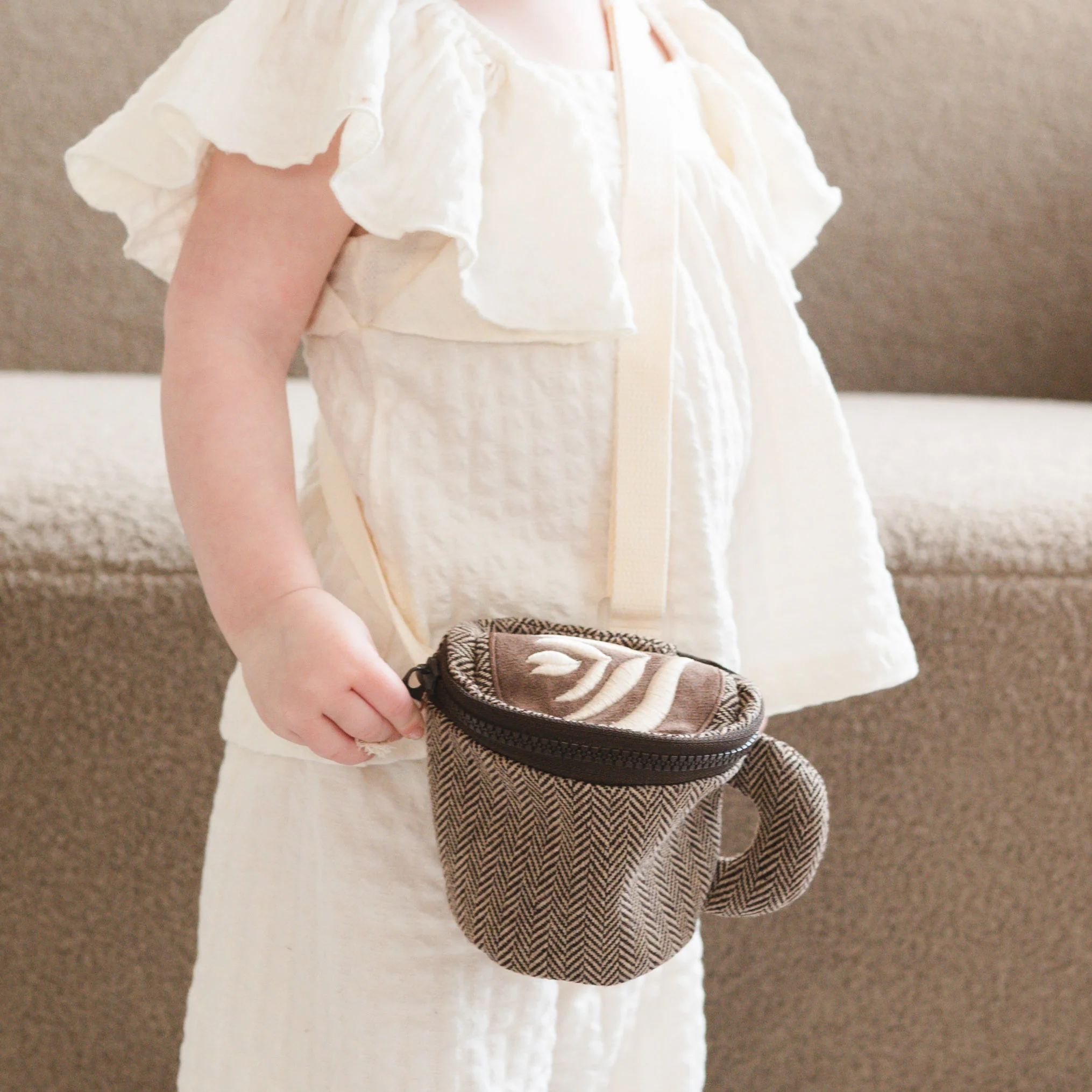 CAFE HOPPER sling bag - Image 6