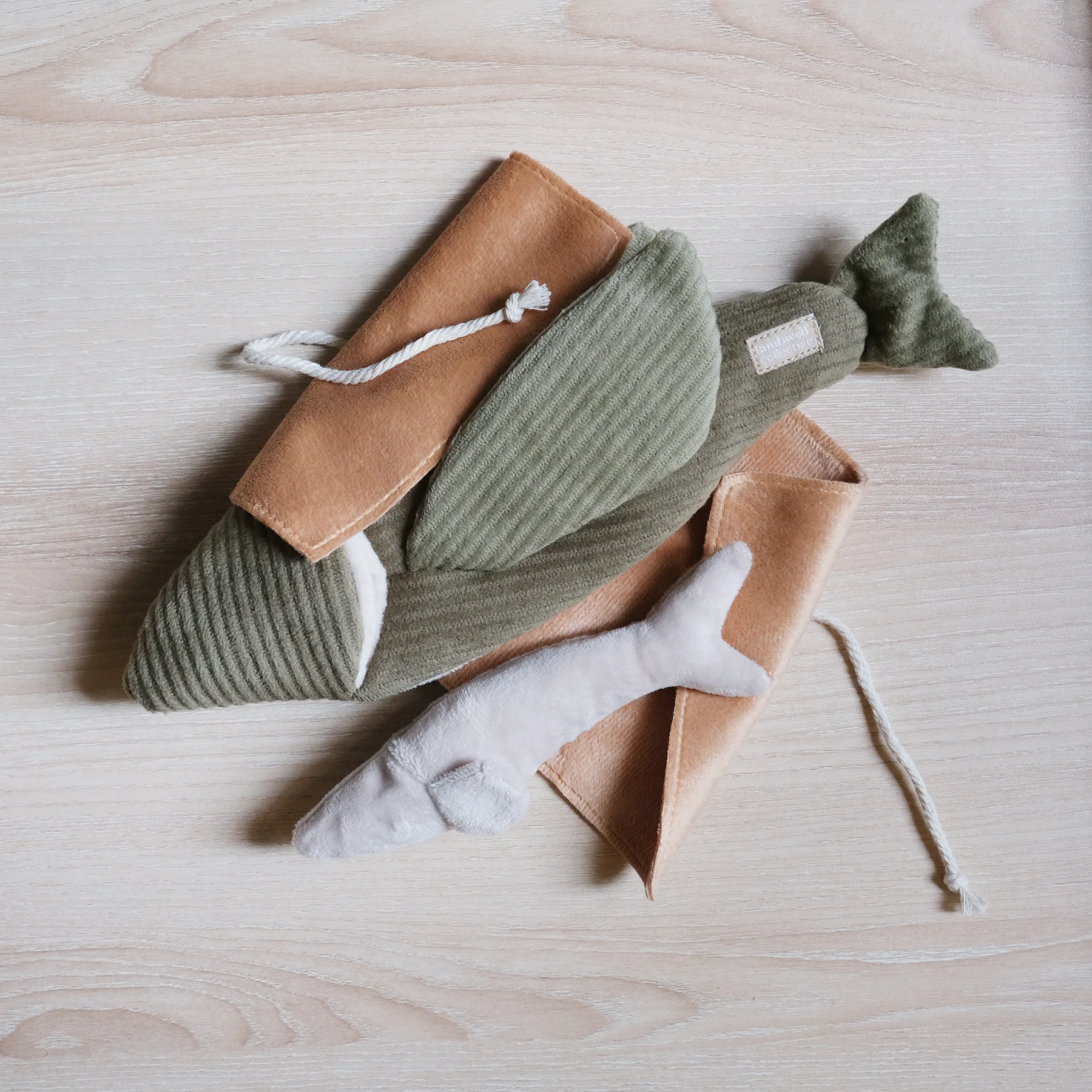 FLYING FISH - Image 2