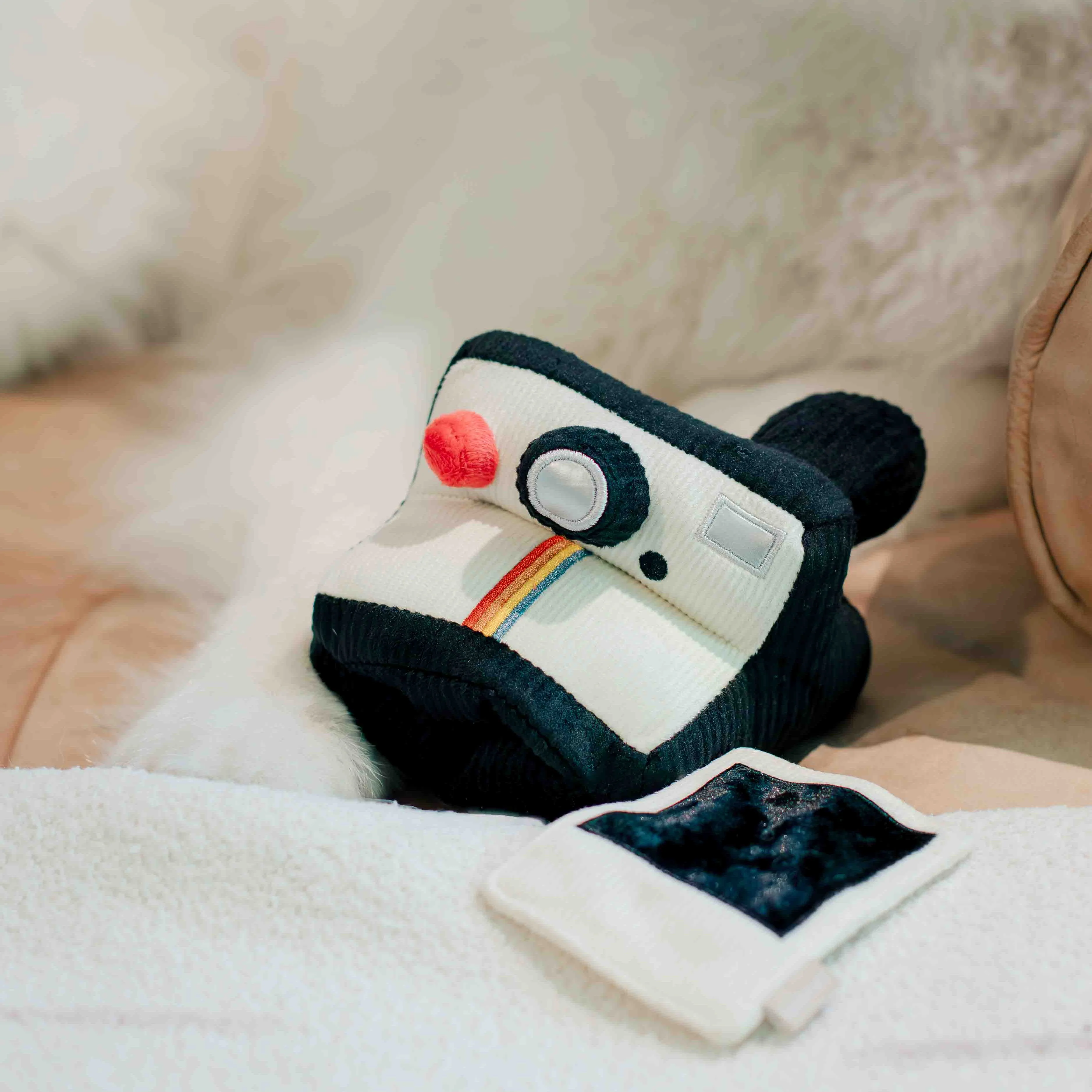 INSTANT CAMERA - Image 17