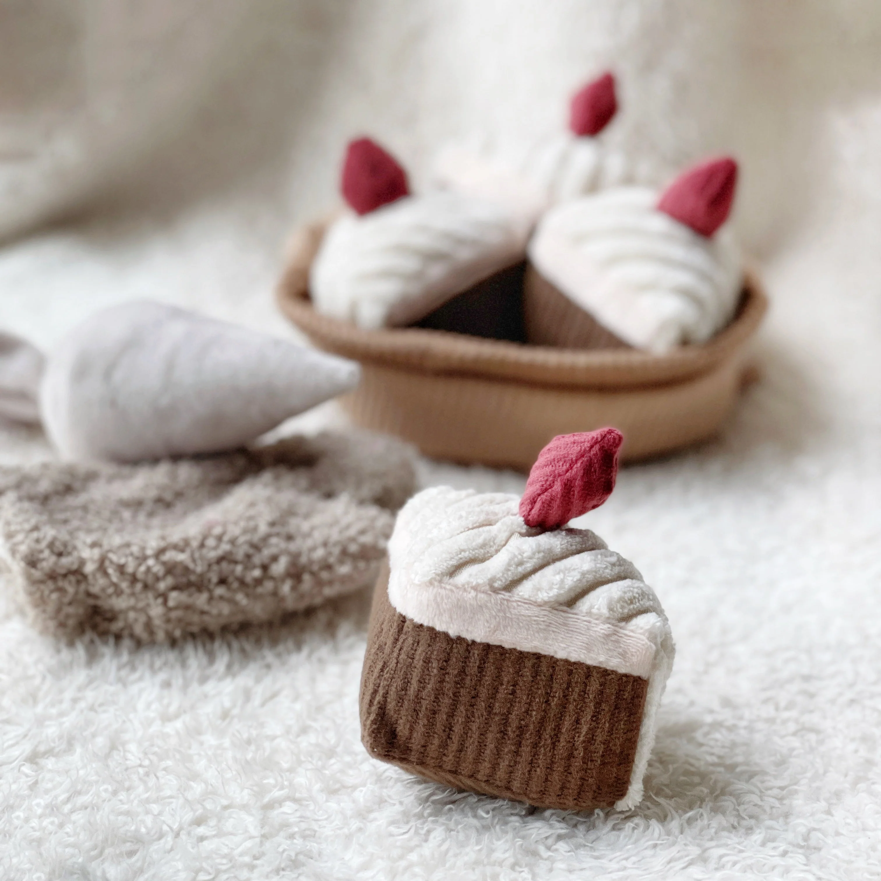 LET'S BAKE - Image 16