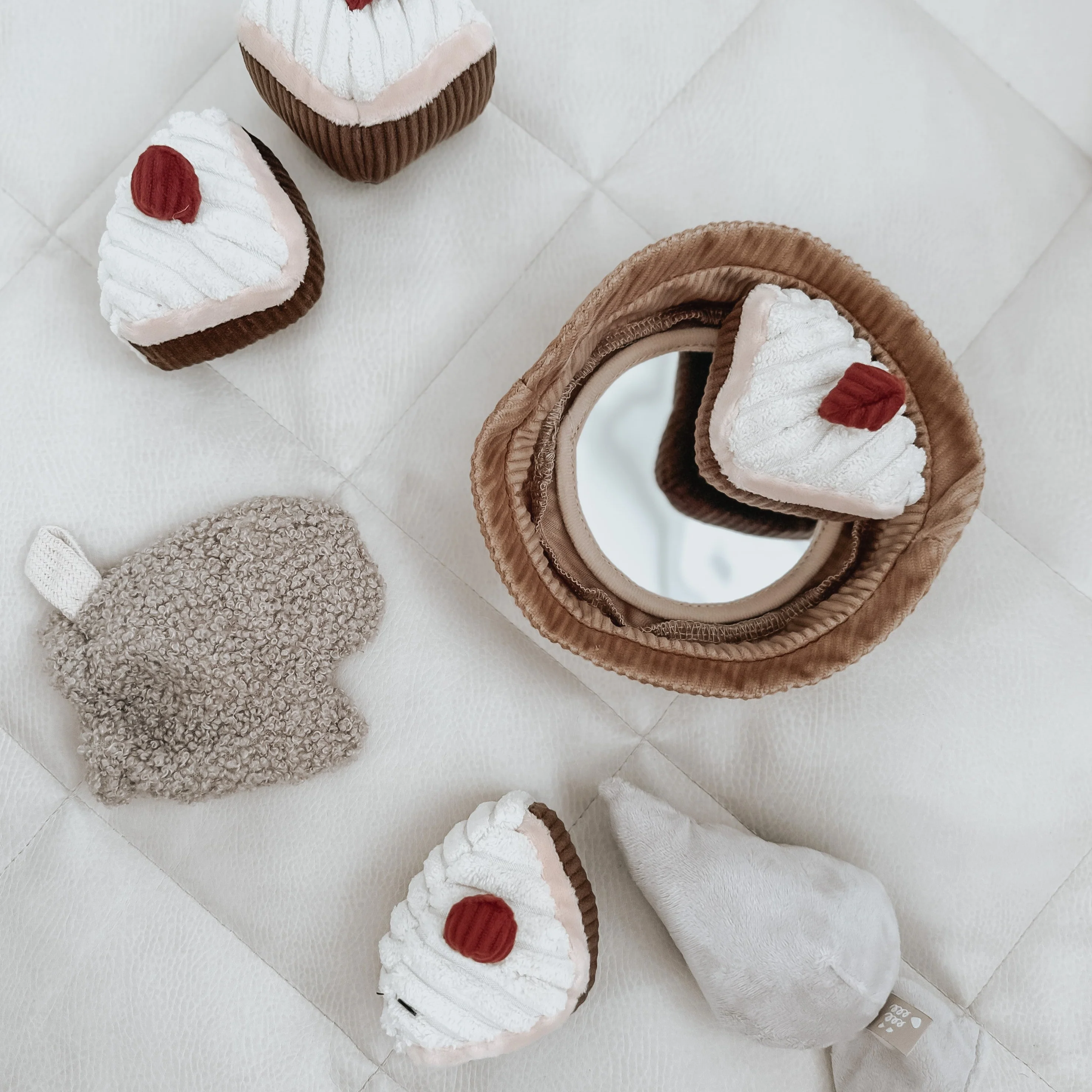 LET'S BAKE - Image 8
