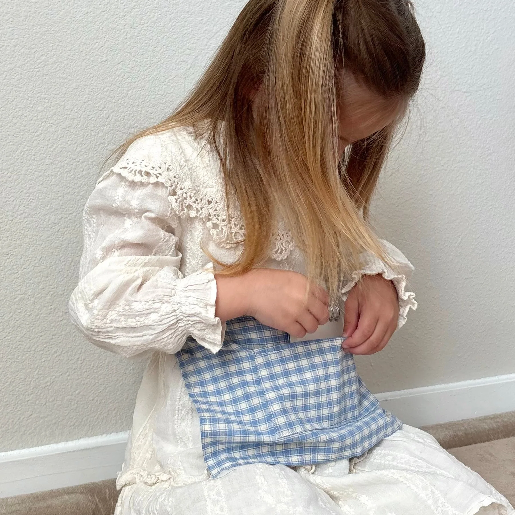 Little Cafe - Image 10