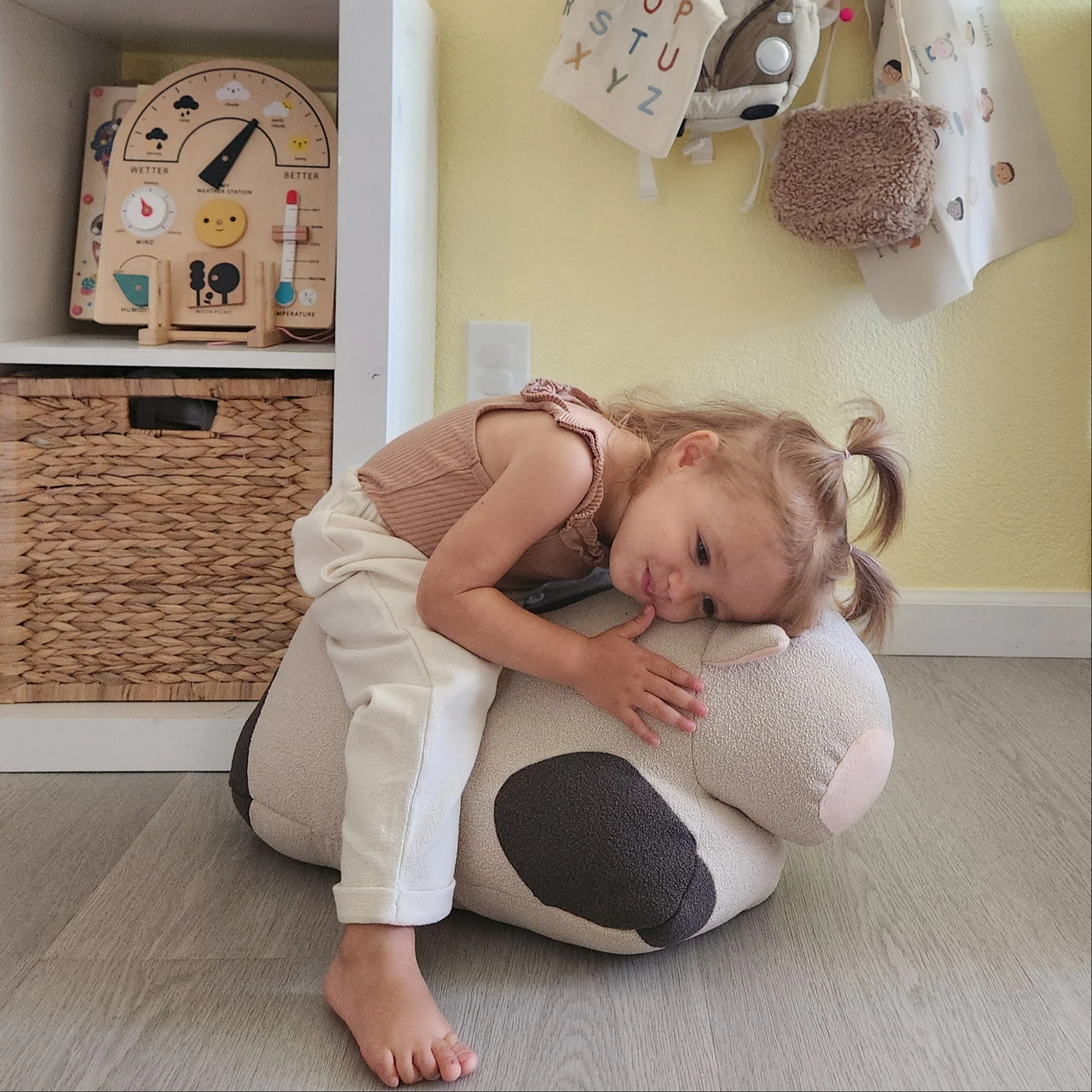 MOO MOO COW POUF - Image 10