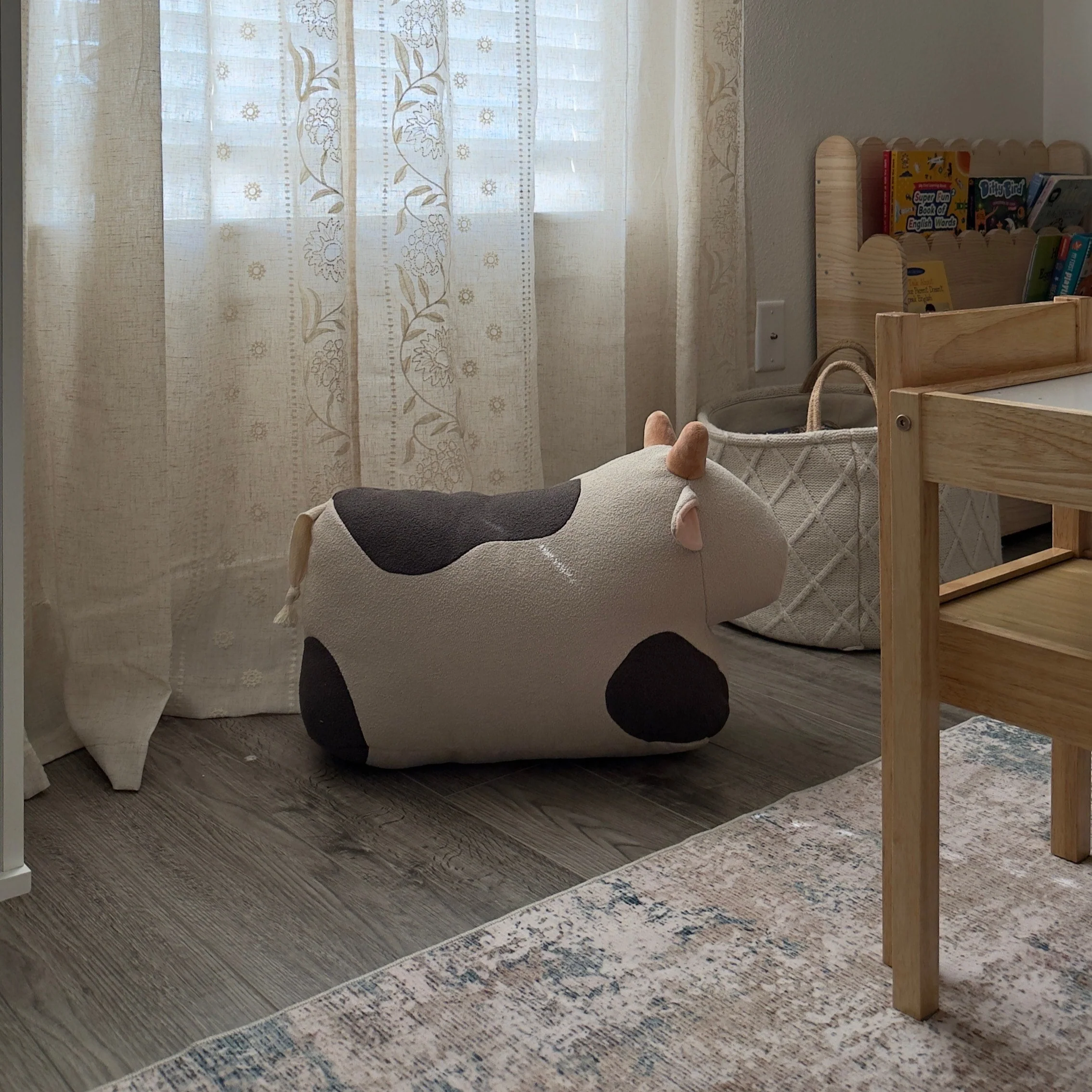 MOO MOO COW POUF - Image 12