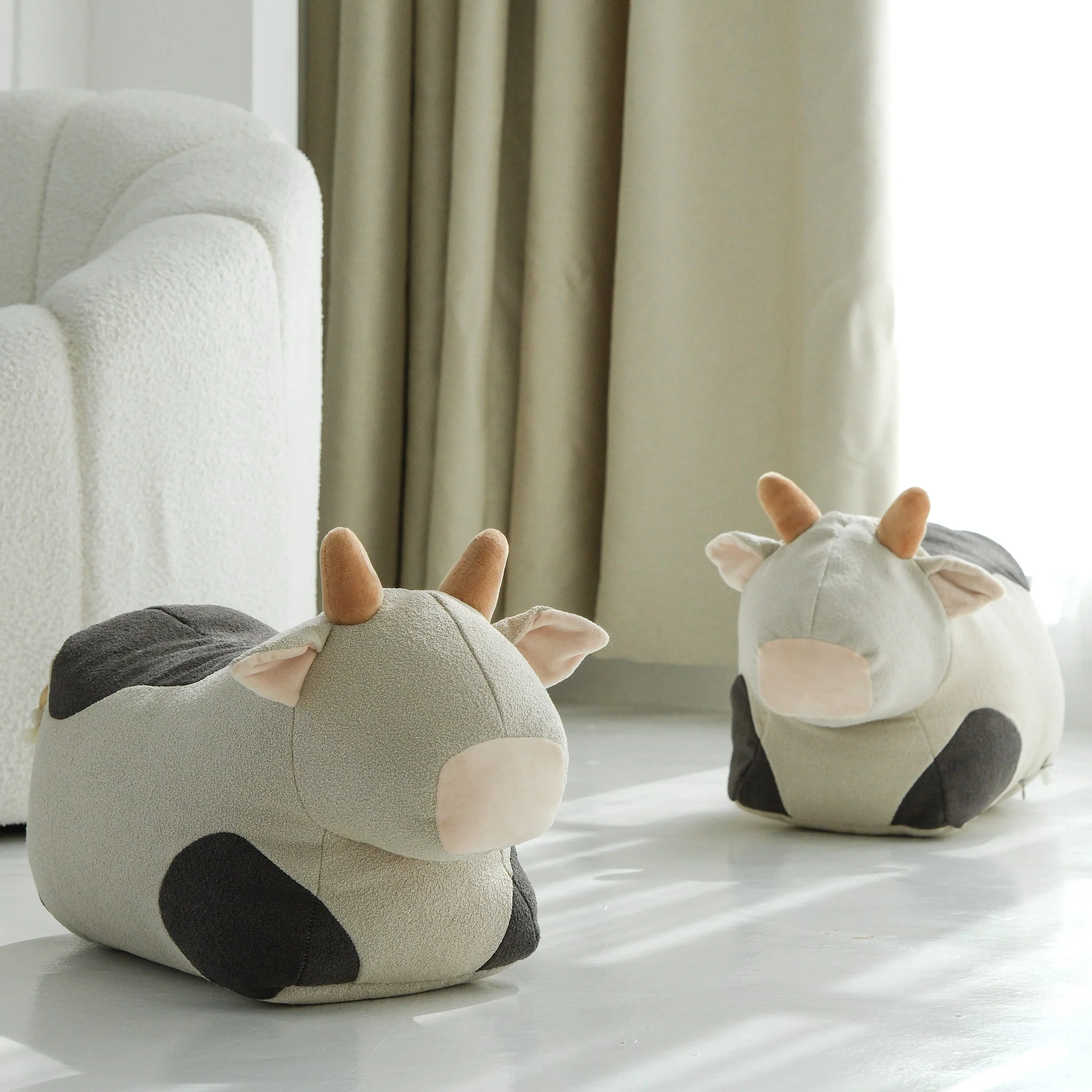 MOO MOO COW POUF - Image 7