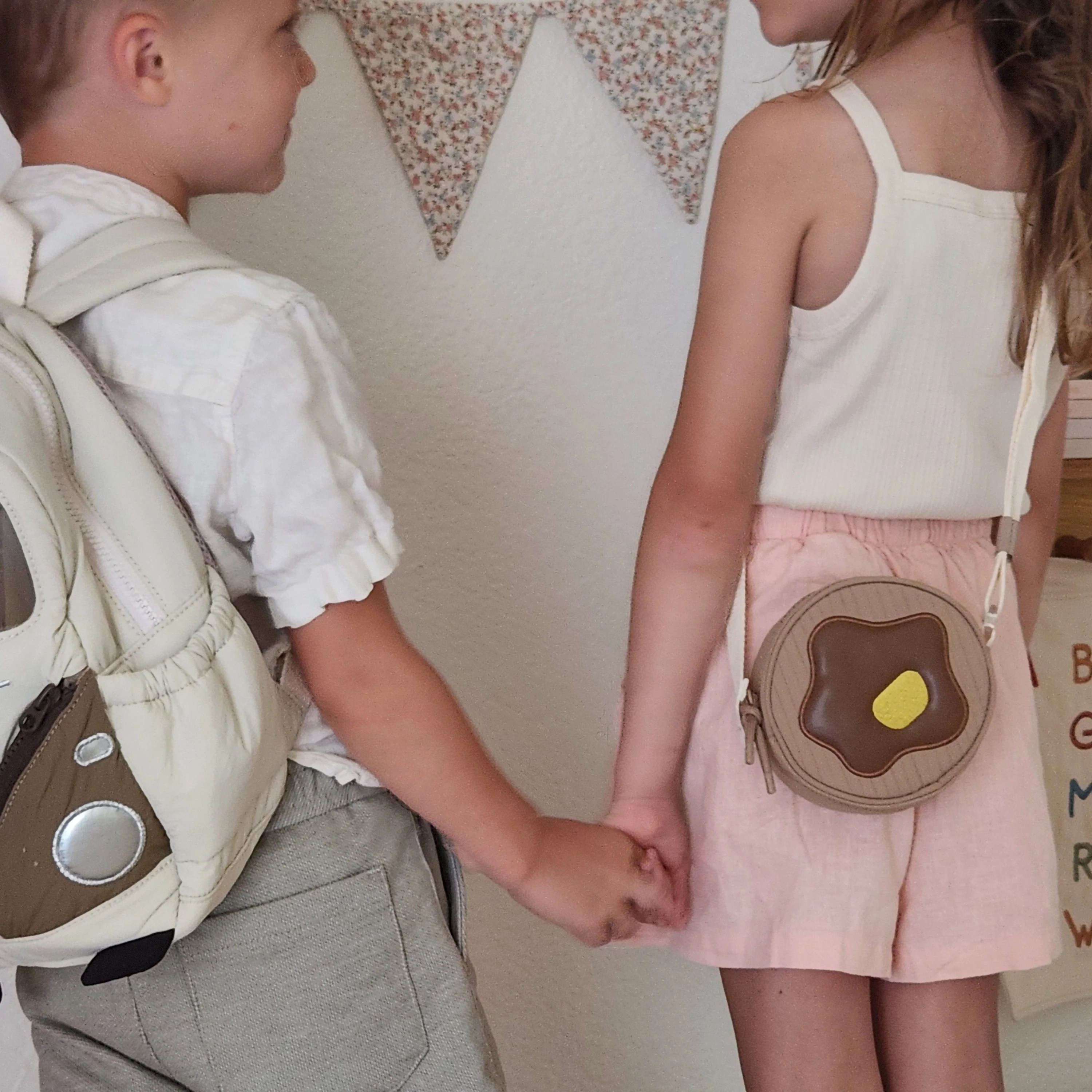 PANCAKE sling bag - Image 3