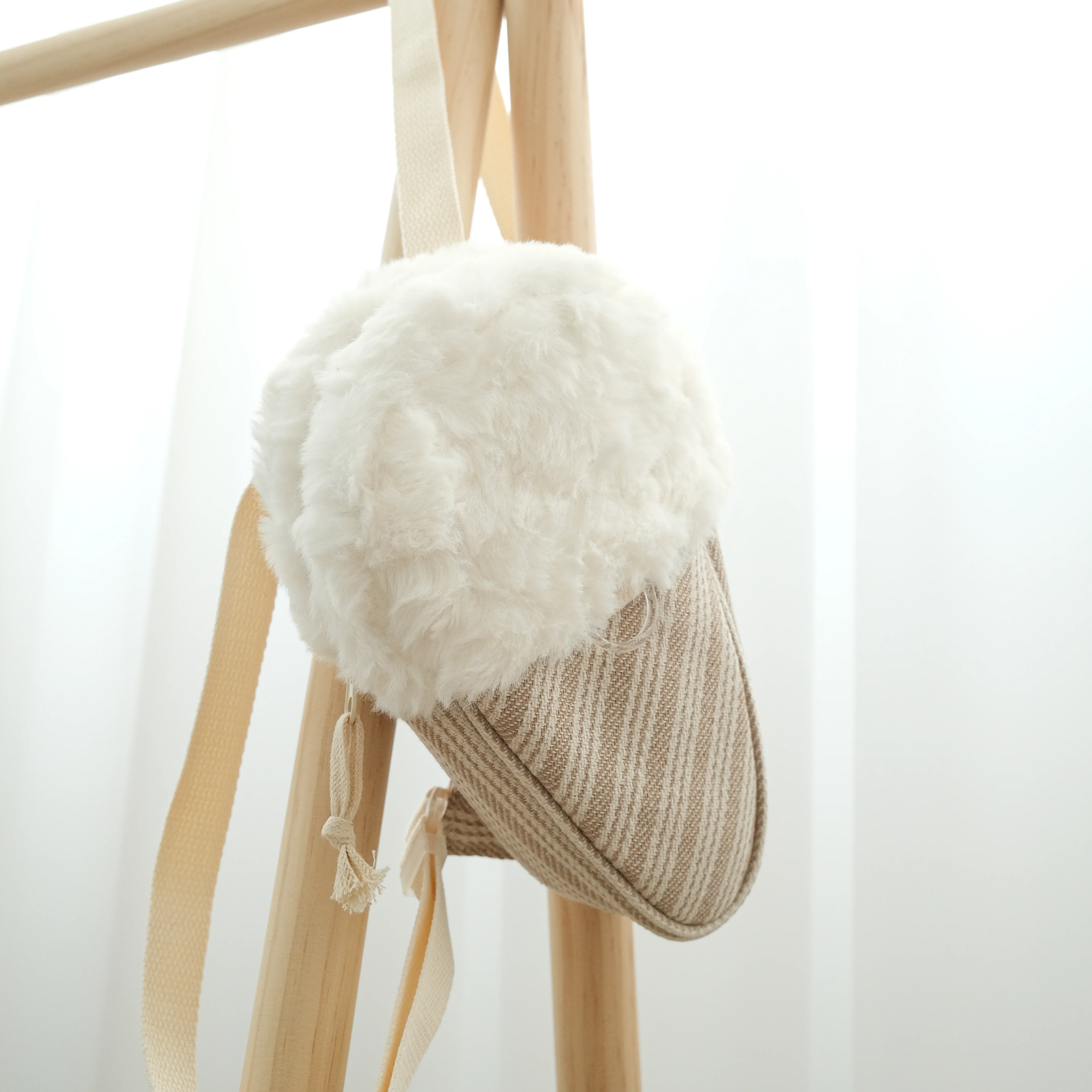 SWEET SCOOP sling bag - Image 3