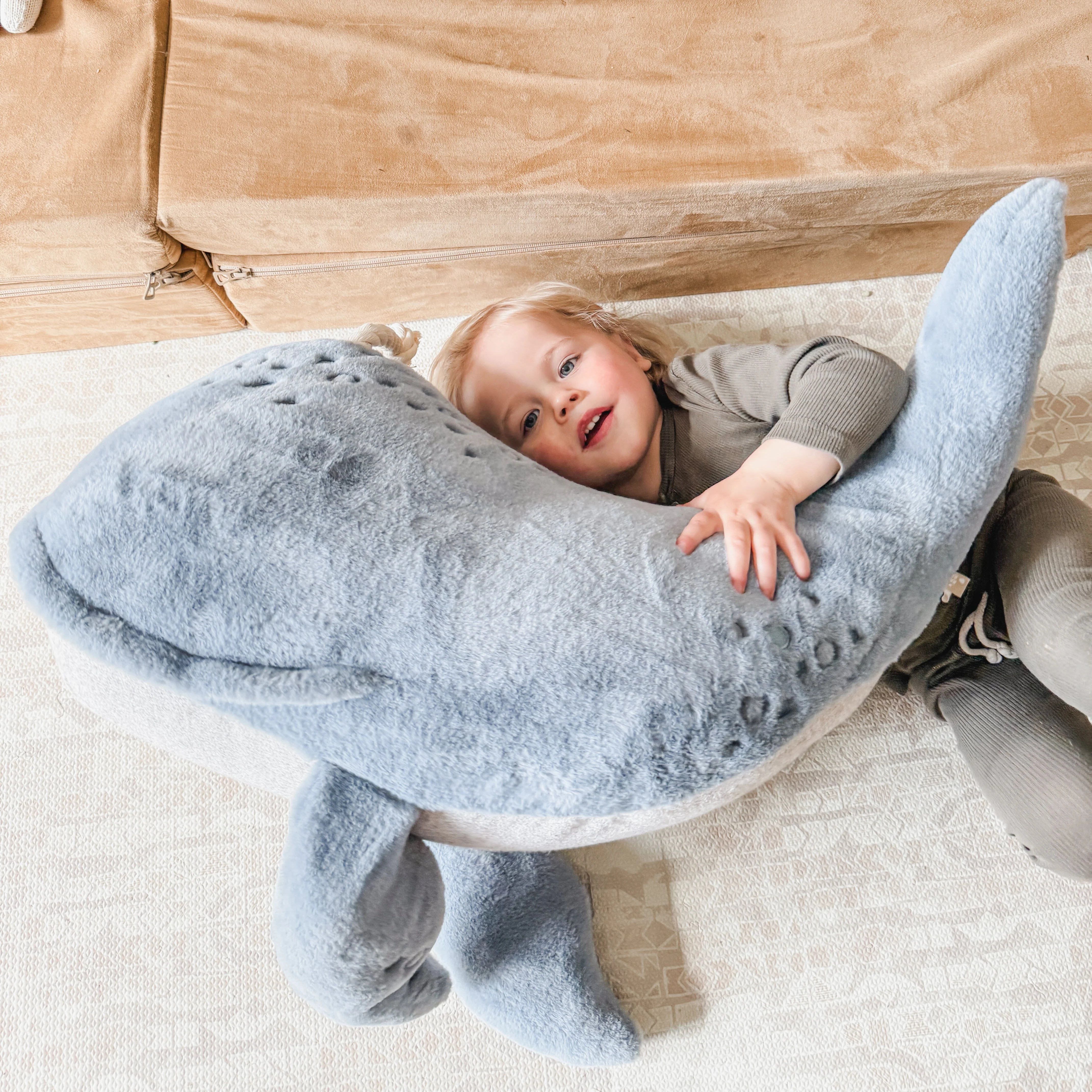 WHALE POUF - Image 15