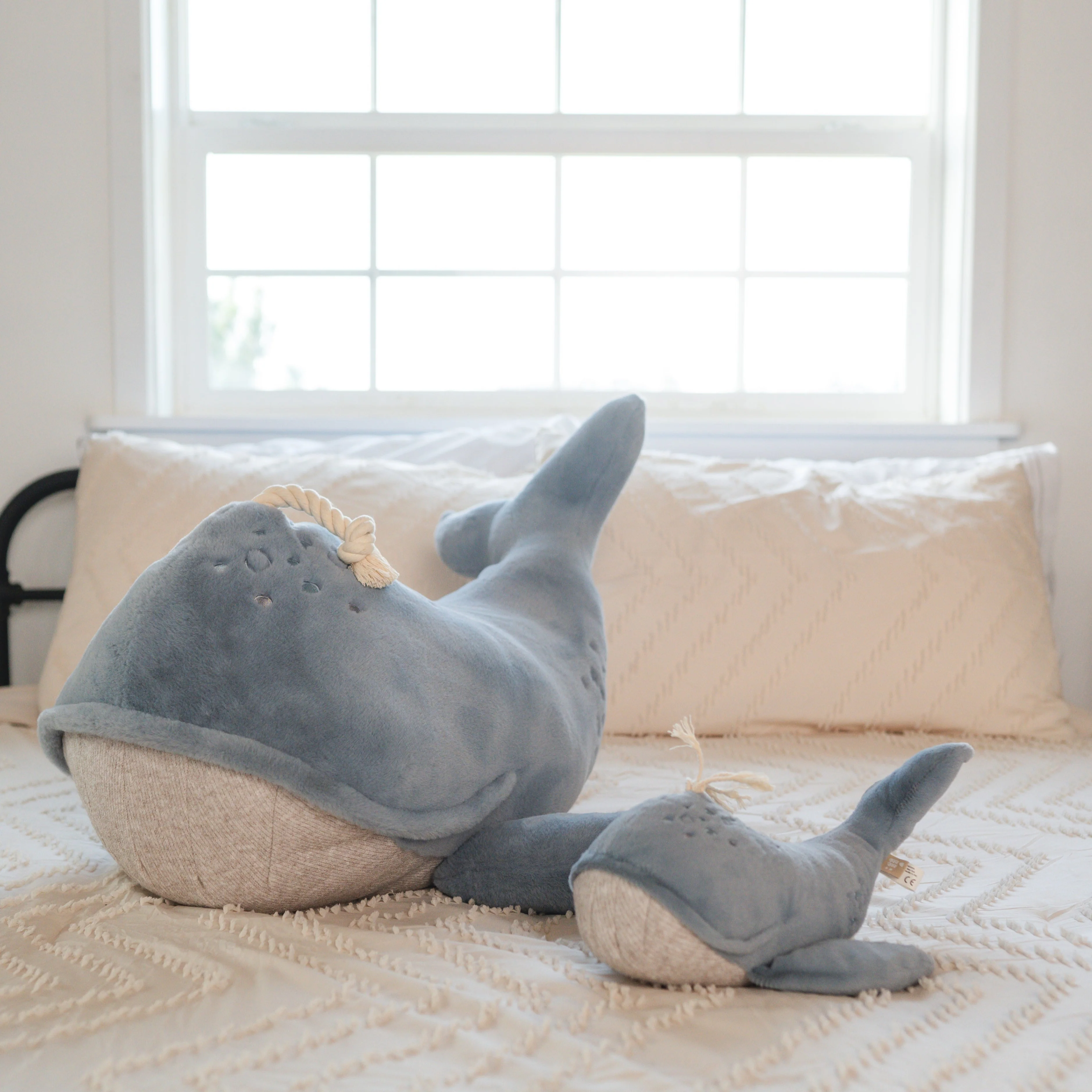 WHALE POUF - Image 4